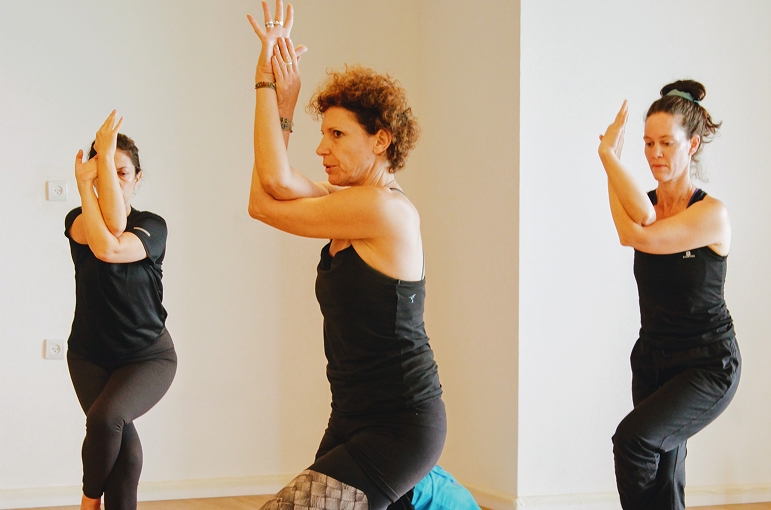 תנוחות יוגה